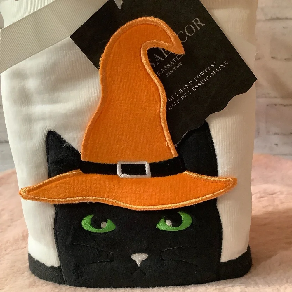 KASSADECOR Set Of 2 Witch Cat Hand Towels